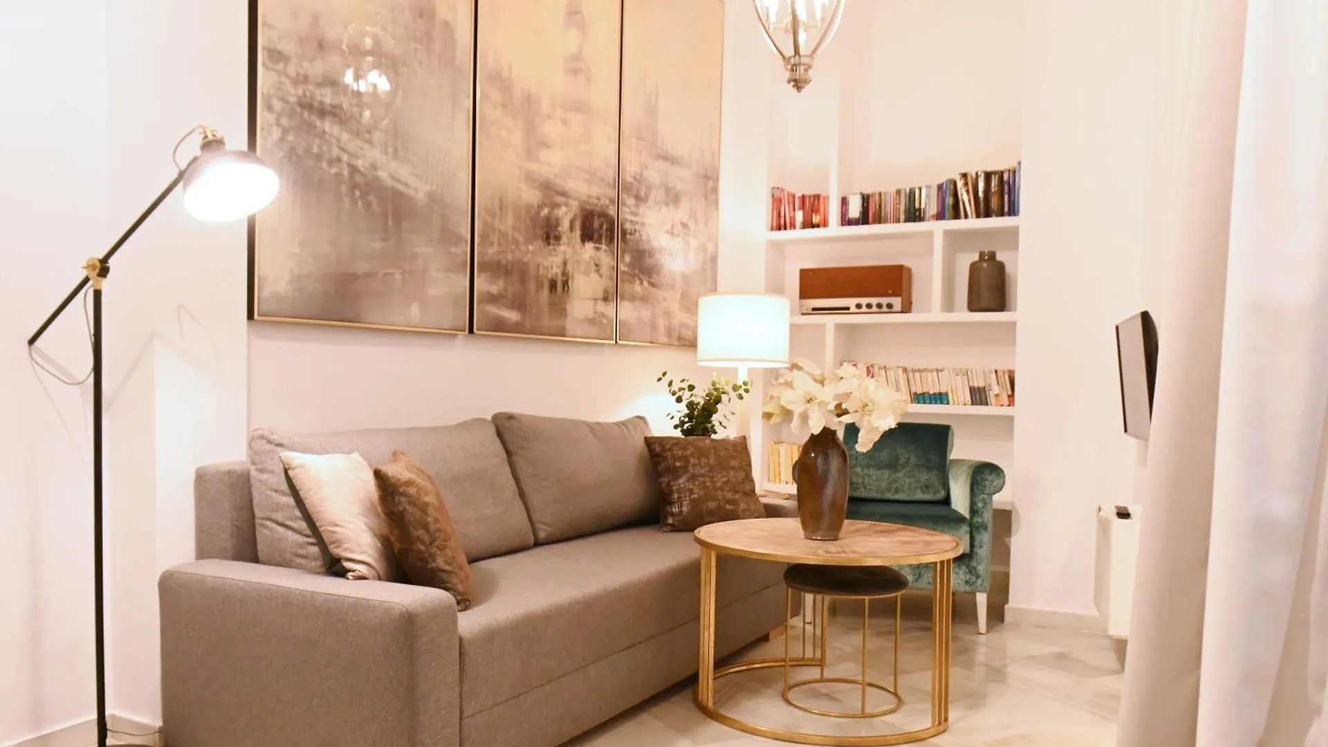 Tu Casa Con Patio En La Alameda Apartment Seville