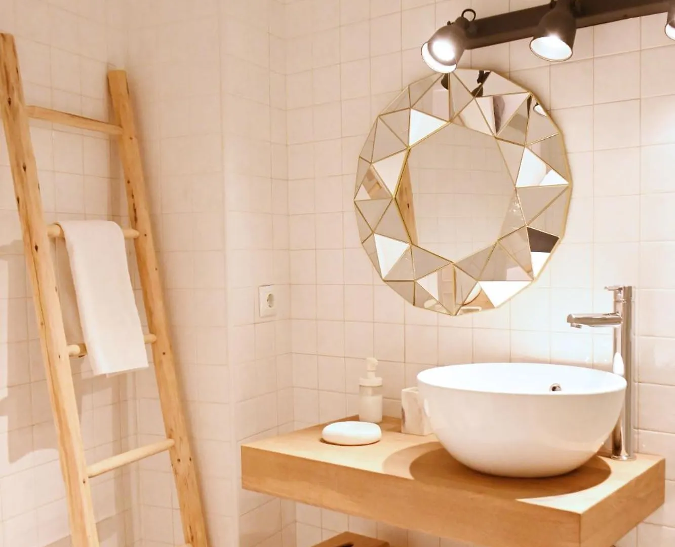 Appartamento Tu Casa Con Patio En La Alameda Siviglia