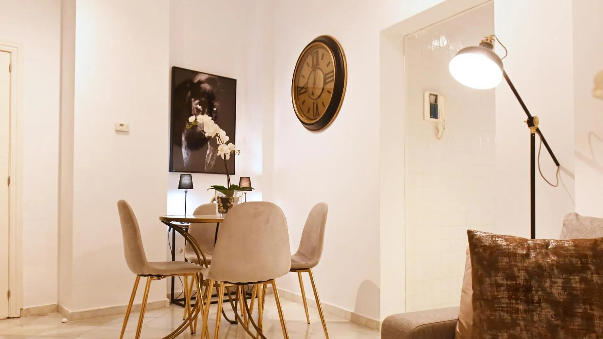 Tu Casa Con Patio En La Alameda Διαμέρισμα Σεβίλλη